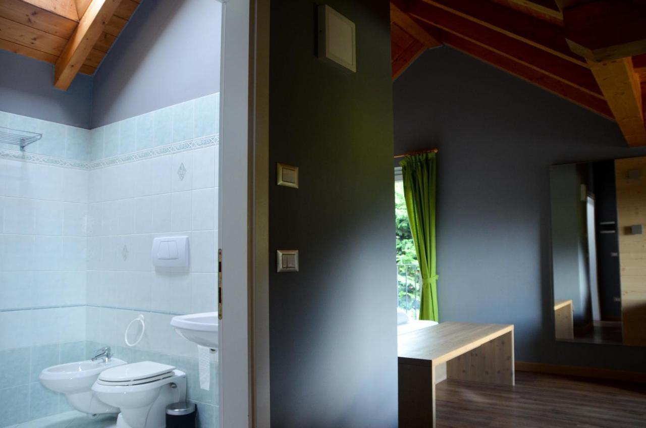 Hotel Villa Argentina Ronzone Εξωτερικό φωτογραφία
