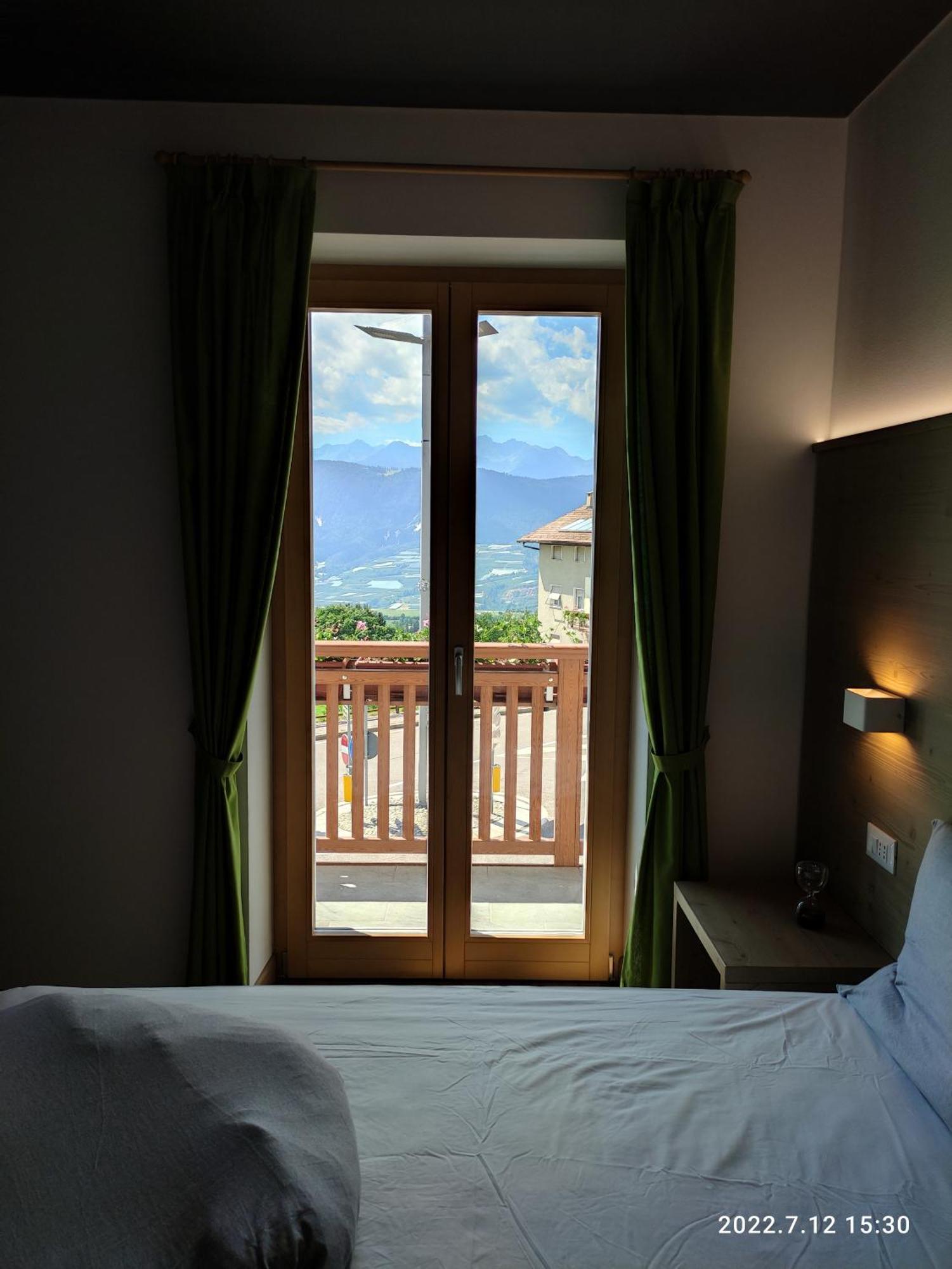 Hotel Villa Argentina Ronzone Εξωτερικό φωτογραφία